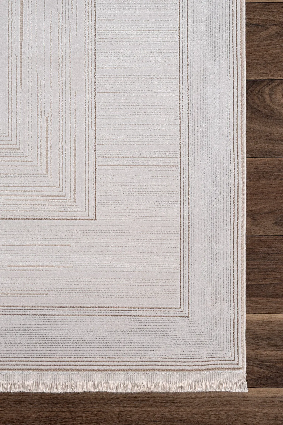 Traditional Patterned Carpet