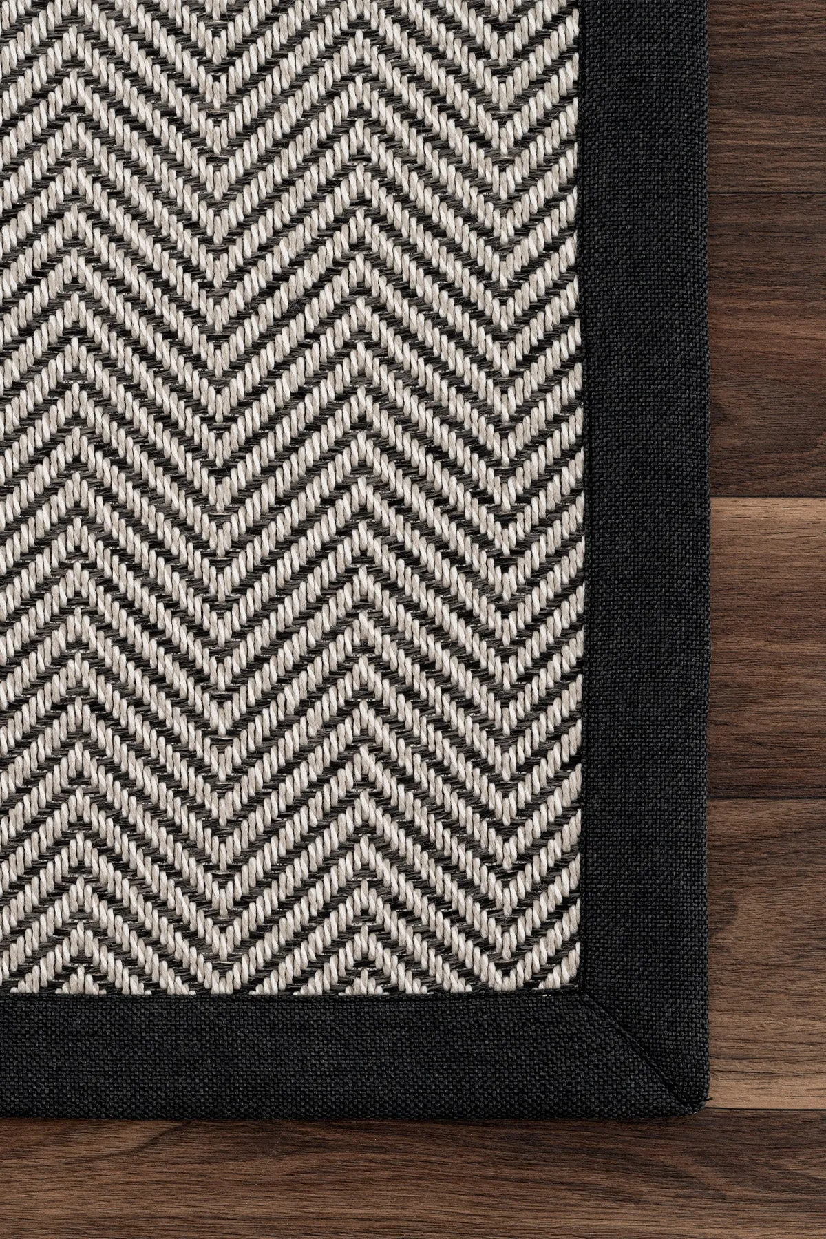 Minimalist Design Carpet