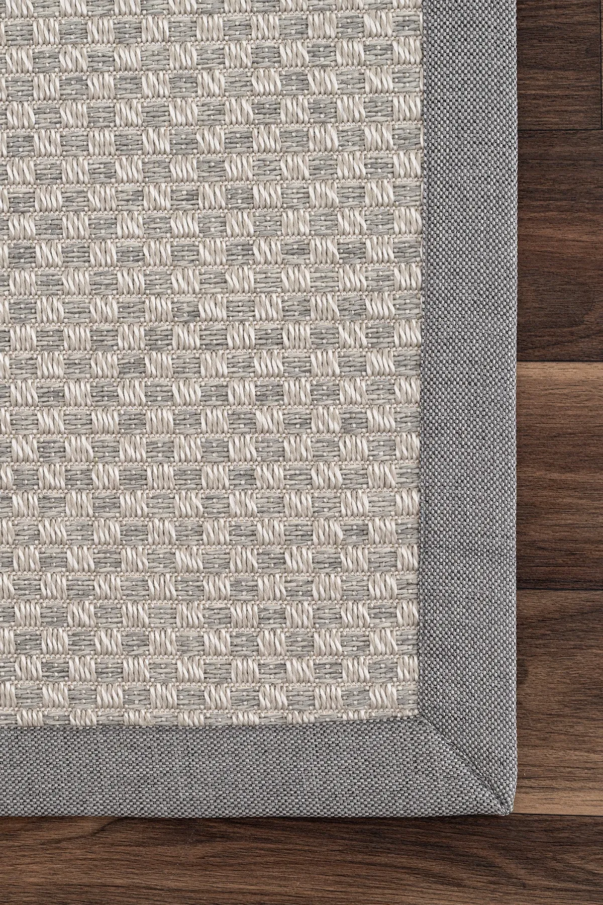 minimalist design rug
